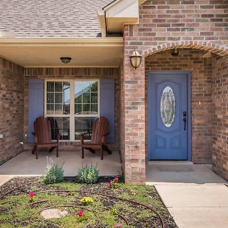 Cheerful 3 Bedroom Home, King Bed, 10 Min From Palo Duro Canyon, Fireplace, Washer Dryer Dış mekan fotoğraf