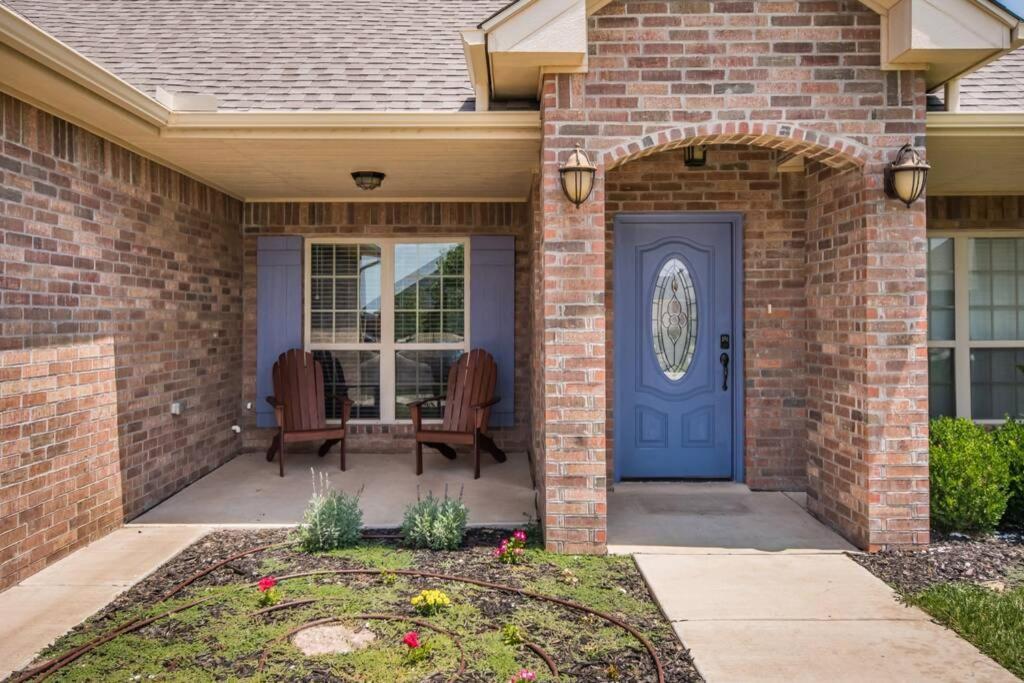 Cheerful 3 Bedroom Home, King Bed, 10 Min From Palo Duro Canyon, Fireplace, Washer Dryer Dış mekan fotoğraf