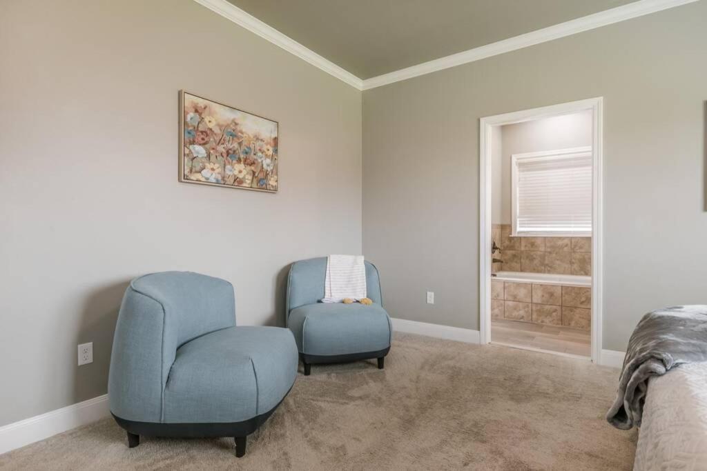 Cheerful 3 Bedroom Home, King Bed, 10 Min From Palo Duro Canyon, Fireplace, Washer Dryer Dış mekan fotoğraf