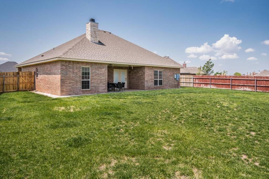 Cheerful 3 Bedroom Home, King Bed, 10 Min From Palo Duro Canyon, Fireplace, Washer Dryer Dış mekan fotoğraf